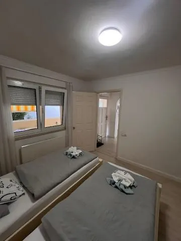 Sofi Apartment